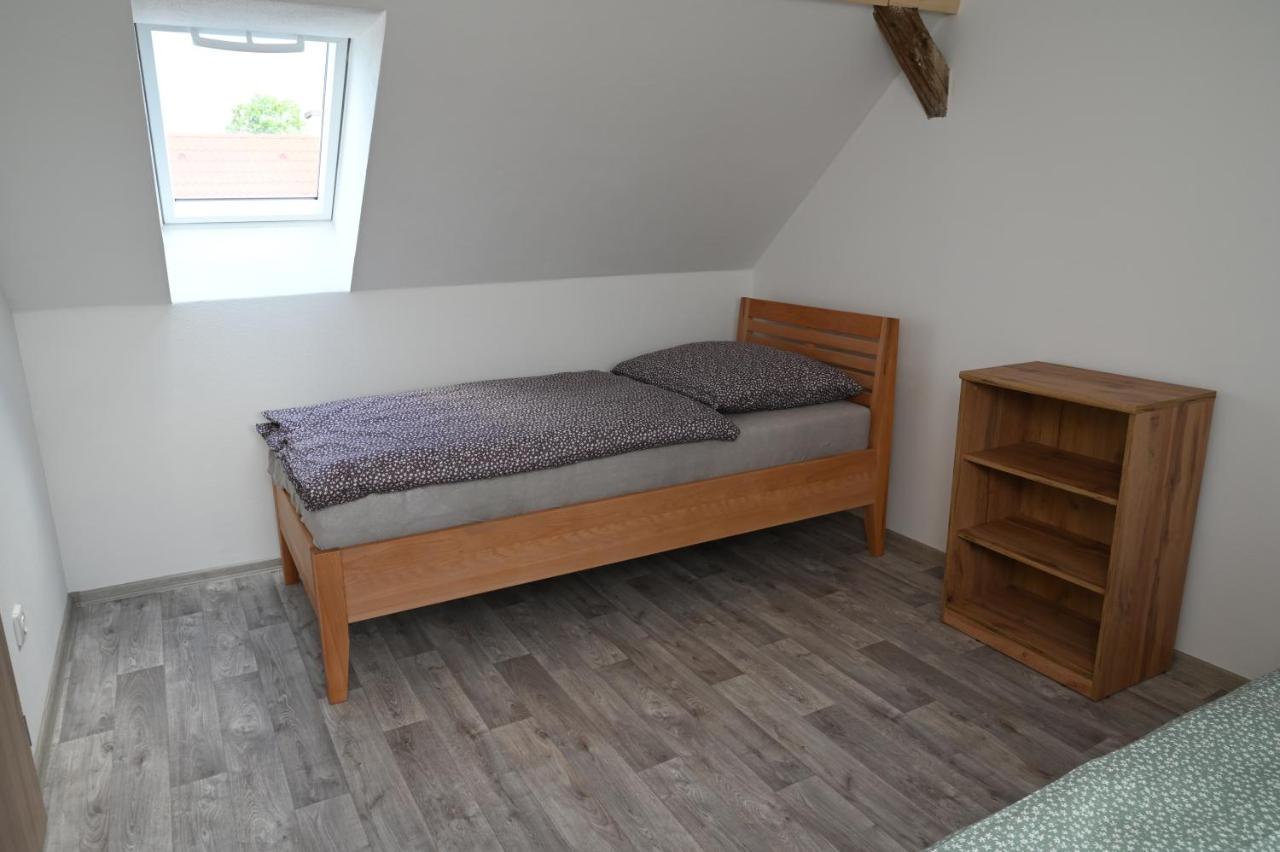 Penzion Mezi Radky Jindřichův Hradec Exterior foto