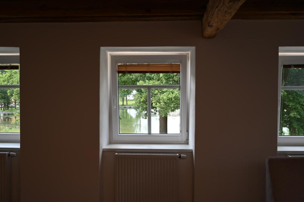 Penzion Mezi Radky Jindřichův Hradec Exterior foto
